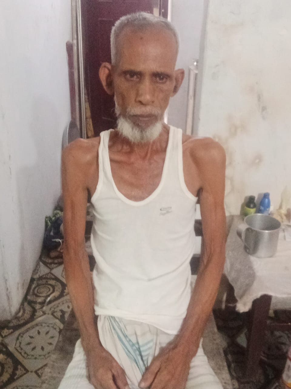 ক্যান্সার আক্রান্ত প্রবীণ আবুল হোসেন বাঁচতে পারে আপনার ছোট্ট সহযোগিতায়